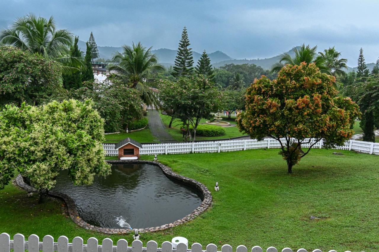 Swiss Valley Hip Resort Suan Phueng Exteriör bild